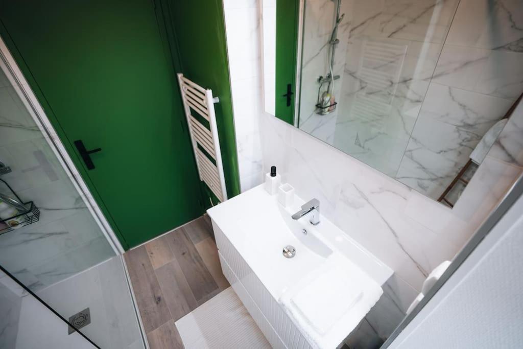 Le Bertrand • Le Raffinement En Coeur De Ville Chateauroux Ngoại thất bức ảnh